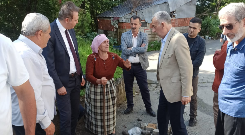 Pazar'da Evi Sular Altında Kalan Aileye Ziyaret