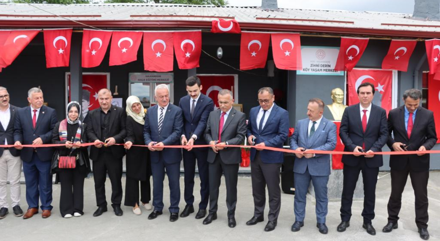 Kalkandere'de Köy Yaşam Merkezinin Açılışı Yapıldı