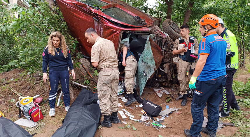 Feci trafik kazası: 2 ölü, 3 yaralı