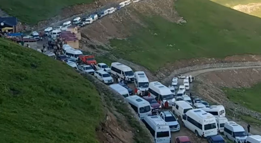 Rize Yaylaları'nda Kurban Bayramı Yoğunluğu 