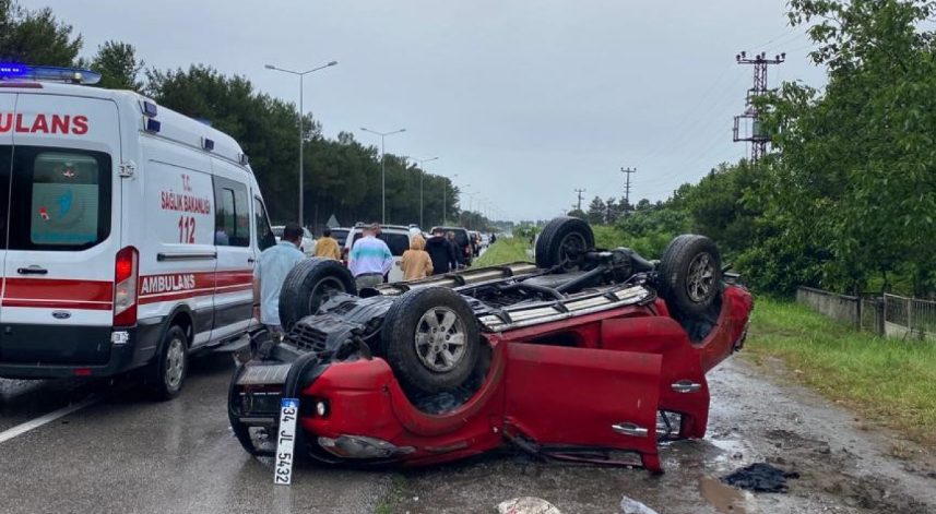 Lastiği patlayan araç takla attı: 1 ölü, 4 yaralı