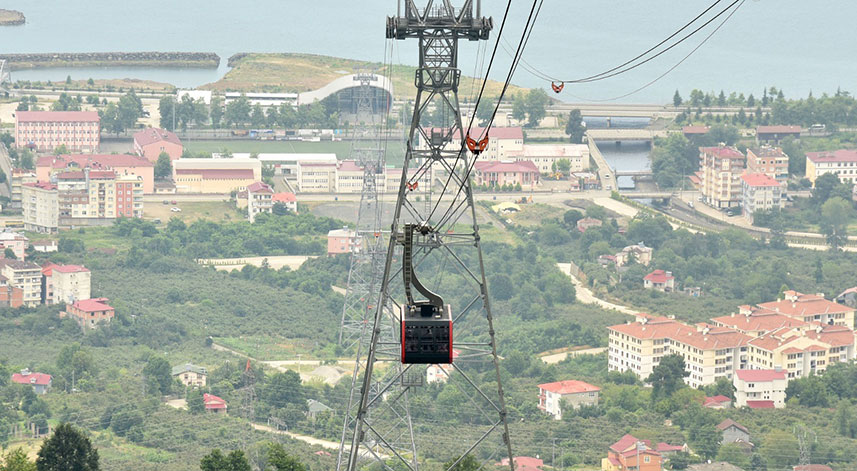 Beşikdağı'na teleferik ile çıktılar, projeyi yerinde incelediler