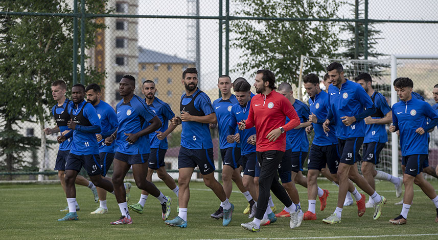 Çaykur Rizespor'un Erzurum kampı