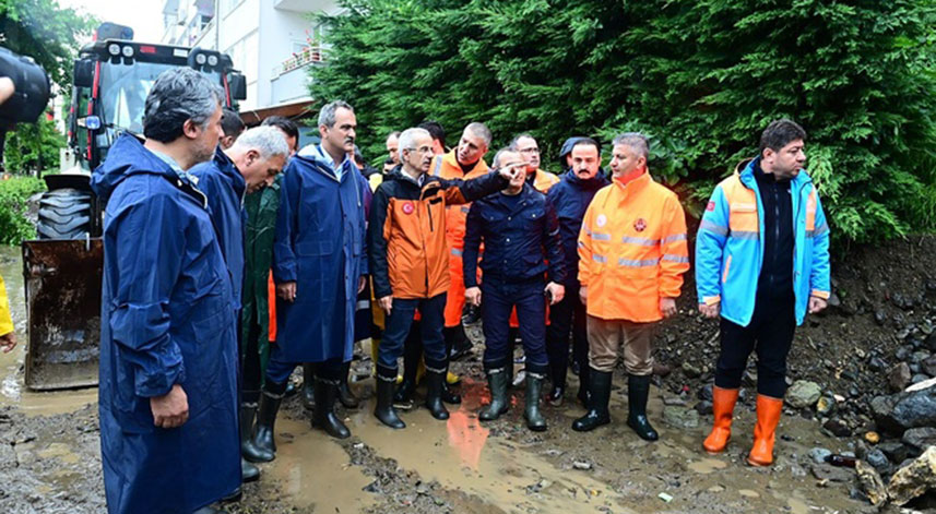 Bakan Uraloğlu, sele ilişkin açıklamalarda bulundu