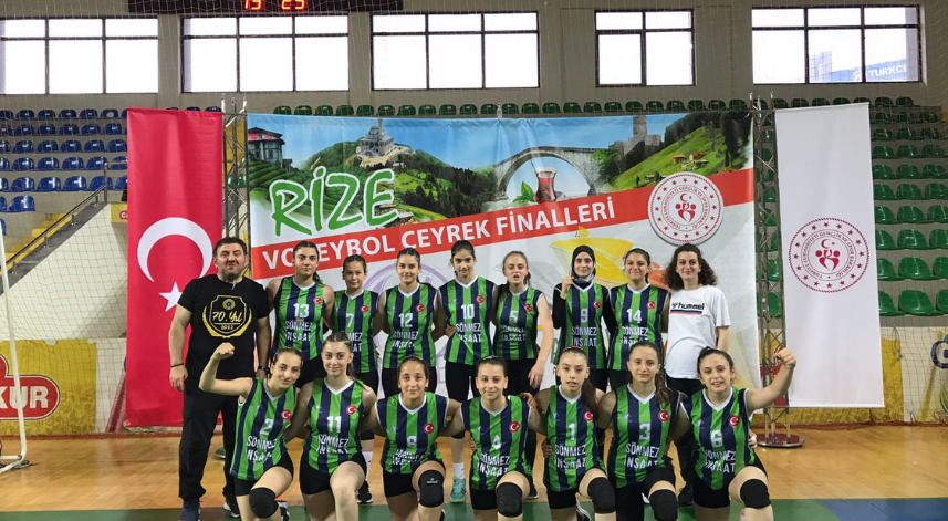 Rize ekibi yarı final maçları için parkeye çıkıyor