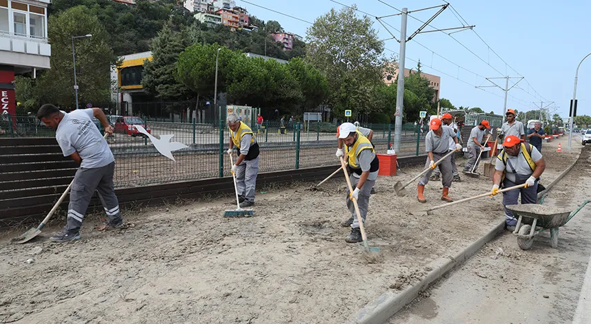 Samsun'daki selin ardından ekipler yaraları sarıyor