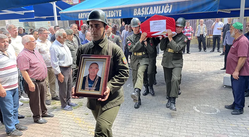 Kıbrıs gazisi Artvin'de son yolculuğuna uğurlandı