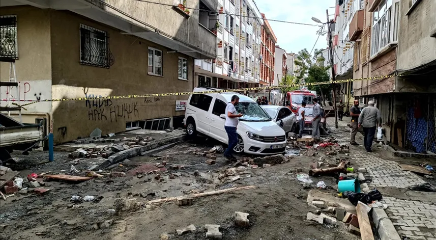 İstanbul'da selden etkilenen ailelere 15 bin lira yardım ödemesi yapılacak