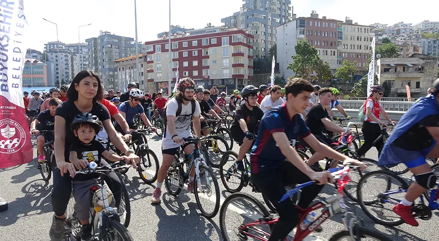 Trabzon’da Avrupa Hareketlilik Haftası kapsamında bisiklet turu düzenlendi