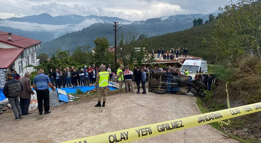 Tarım aracının devrilmesi sonucu bir kadın hayatını kaybetti