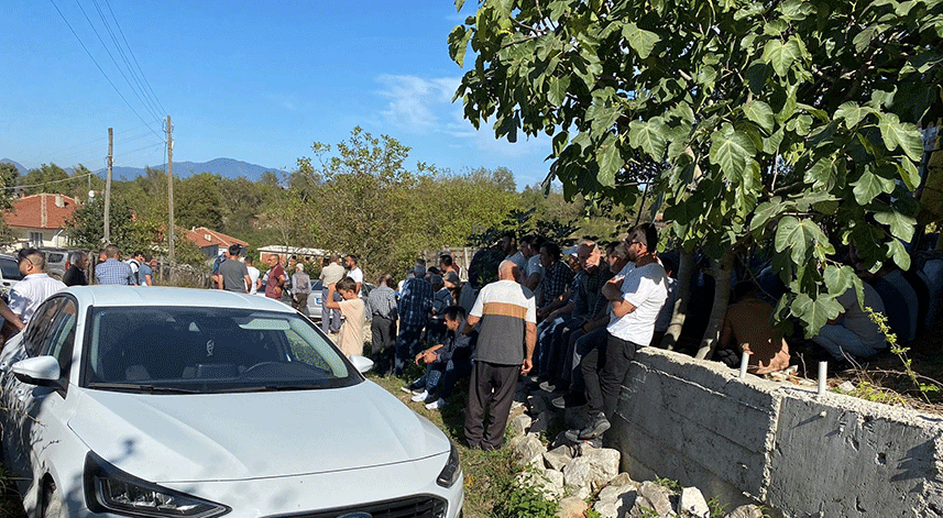 Beyin kanamasından ölen 9 yaşındaki çocuk toprağa verildi