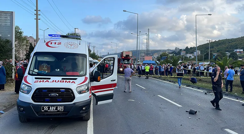 Samsun'da kamyon ile öğrenci servisinin çarpıştığı kazada 1 kişi öldü, 6 kişi yaralandı