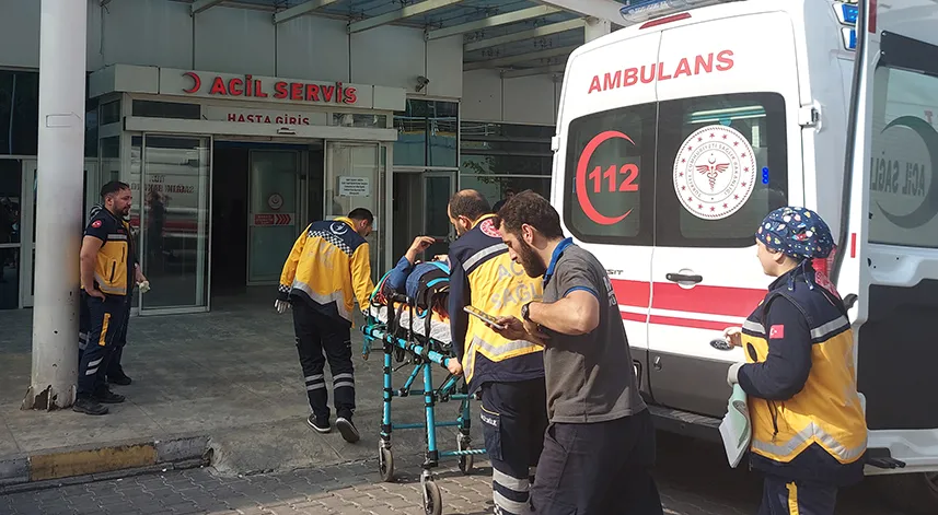 Karabük'te tırın dorsesinden düşen işçi yaralandı
