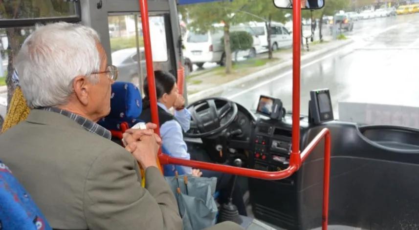 Halk otobüsleri her ayın 1'i ile 4'ü arası ücretsiz yolcu taşıyacak