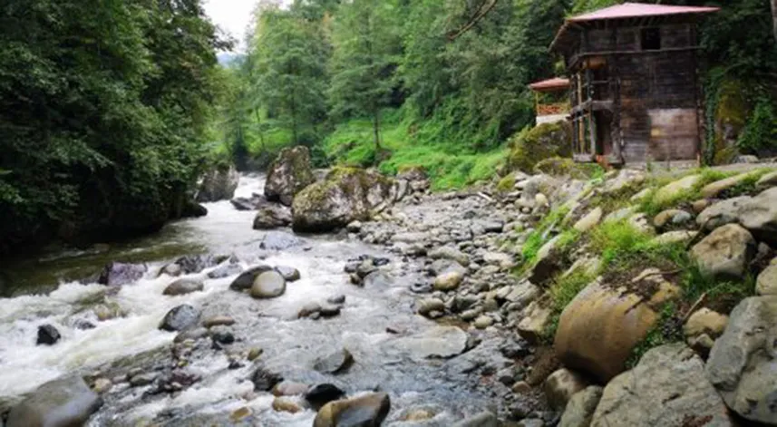 Tunca Deresi: Tarih ve doğa harikaları 