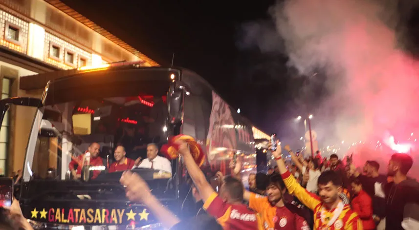 Galatasaray, Rize’de karşılandı