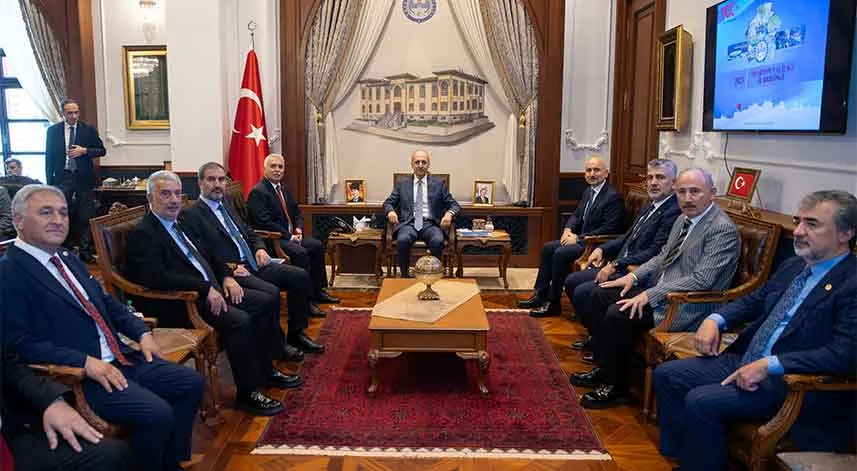 TBMM Başkanı Kurtulmuş, Trabzon Valiliğini ziyaret etti