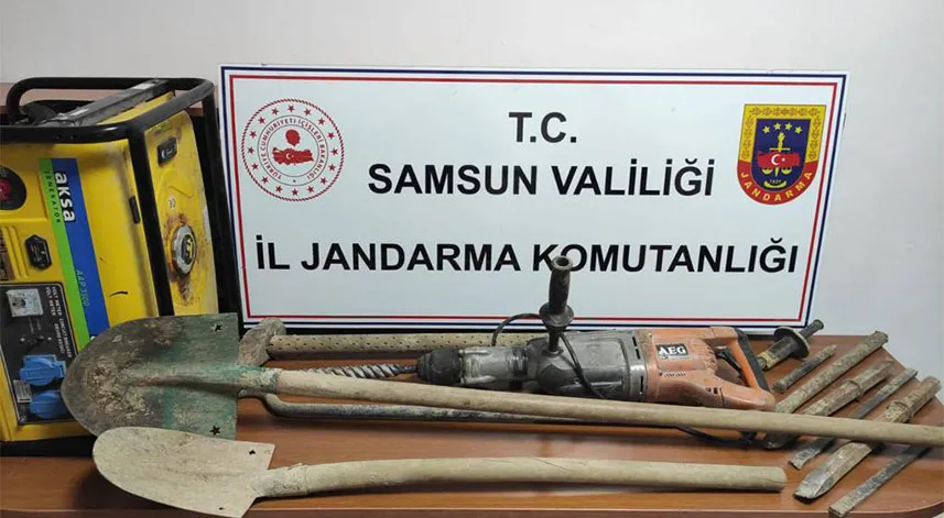 Samsun'da kaçak kazı yapan 4 kişi suçüstü yakalandı