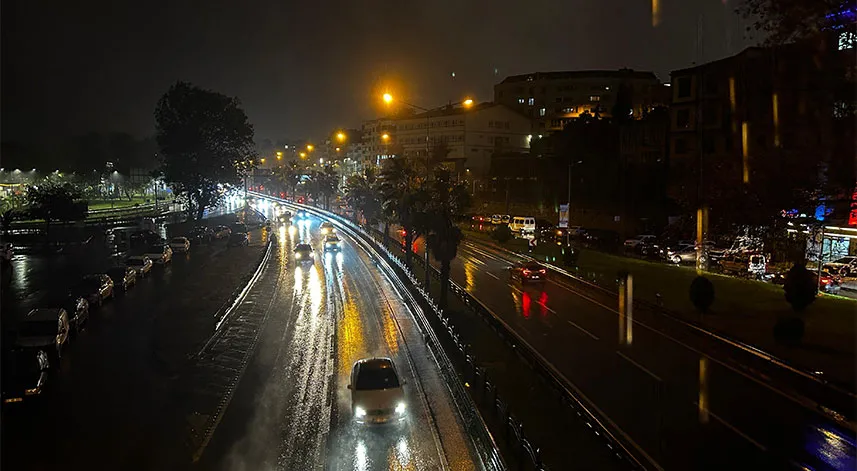 Trabzon'da sağanak etkili oldu