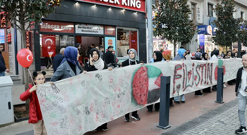 Trabzon'da Filistin'e destek için kurulan Hayır Çarşısı etkinliği sona erdi