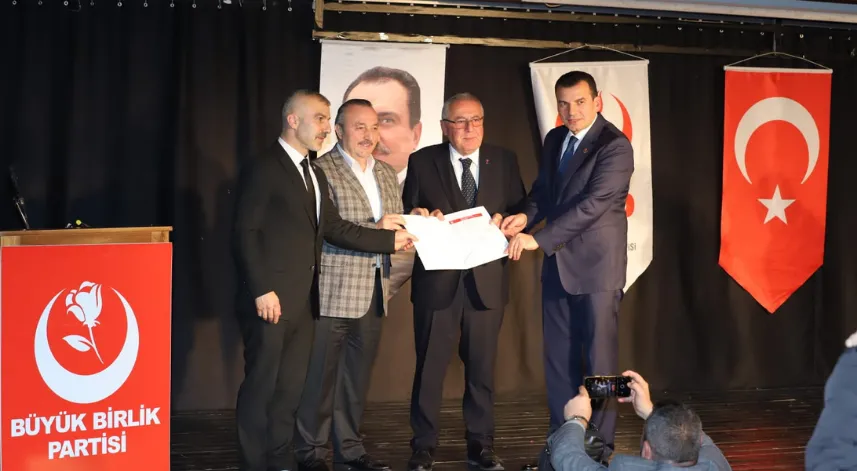 Derepazarı Belediye Başkanı Selim Metin, 2024 yerel seçimlerinde adaylığını duyurdu