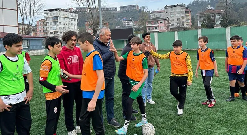 Fındıklı'da futbol şenliğinin 4. etabı tamamlandı