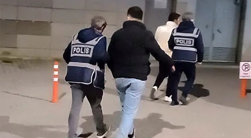 Samsun Emniyet Müdürlüğü ekipleri son 24 saat içinde 51 aranan şahsı yakaladı