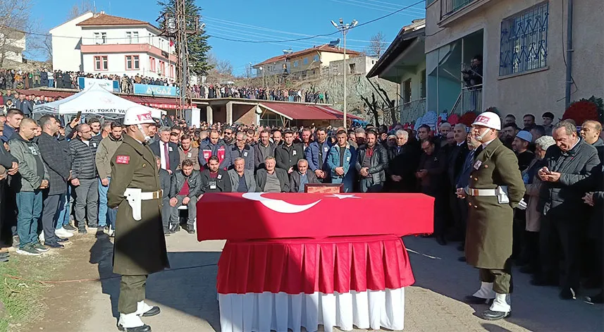 Şehit Piyade Sözleşmeli Er Yasin Karaca'nın cenazesi, Tokat'ta toprağa verildi