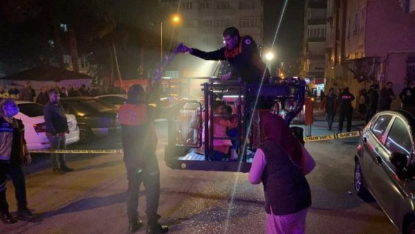 Samsun'da 4 katlı binada yangın; 6 kişi dumandan etkilendi