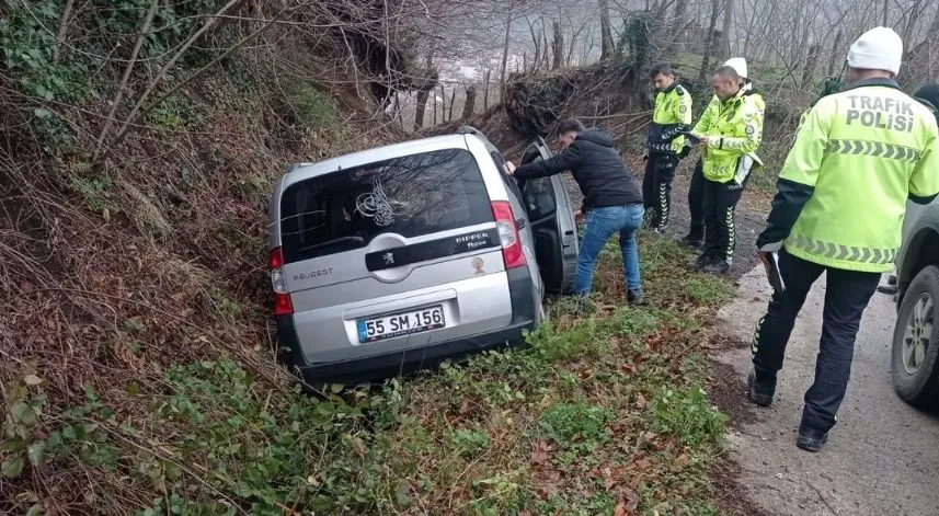 Samsun'da trafik kazasında 3 kişi yaralandı