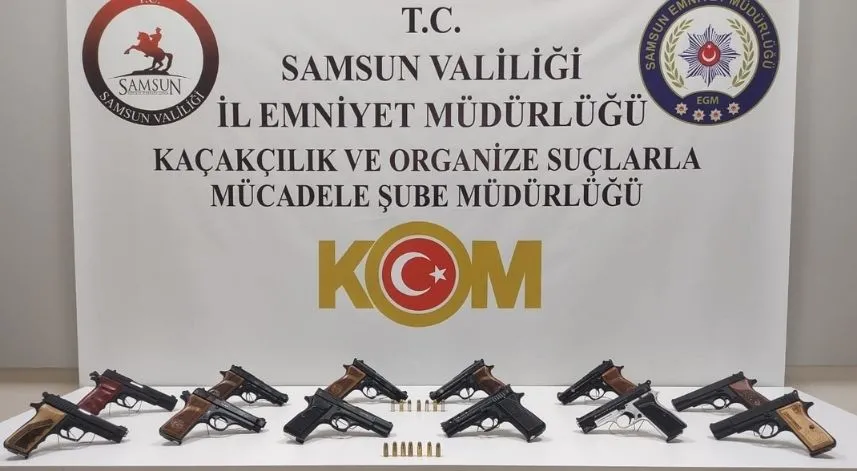 Samsun'da 12 ruhsatsız tabanca ele geçirildi