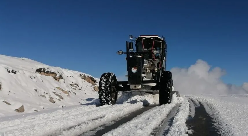 Rize'de 23 köy yoluna ulaşım sağlanamıyor