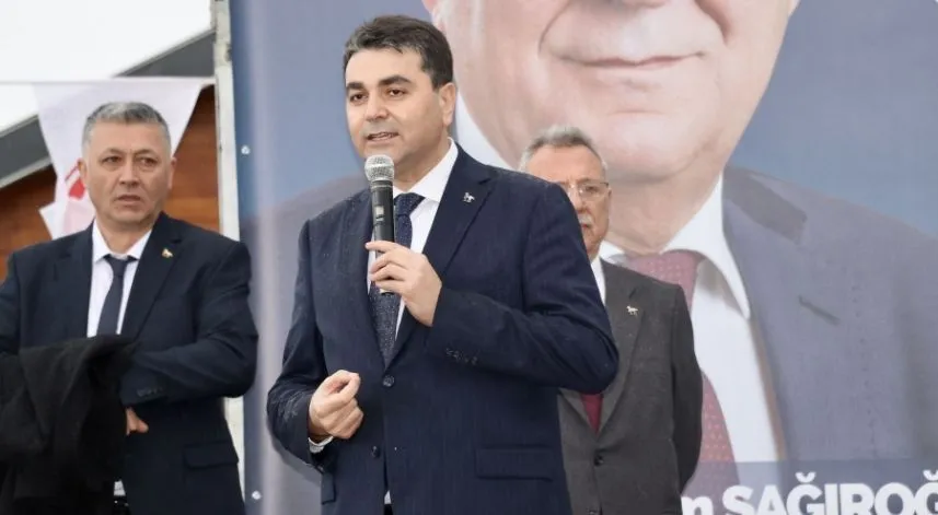 Demokrat Parti Genel Başkanı Gültekin Uysal, Trabzon'da konuştu