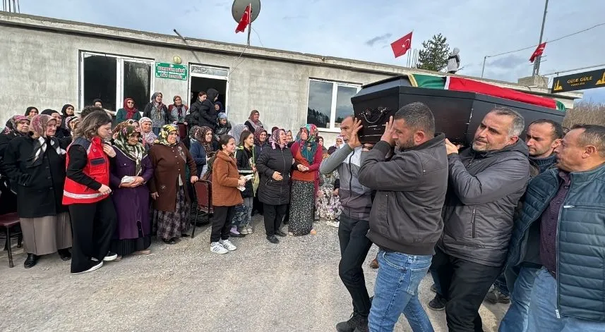 Zonguldak'ta maden ocağındaki göçükte ölen işçinin cenazesi defnedildi