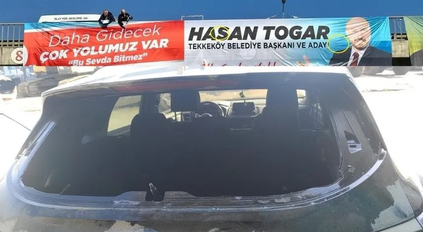 Başkanın seçim kampanyasına saldırı: Aracının camı kırıldı, pankartı kurşunlandı