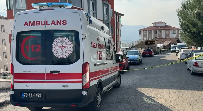 Apartman bahçesinde ceset bulundu