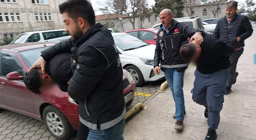 Samsun'da uyuşturucu ticaretinden 2 kişi tutuklandı