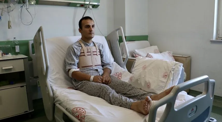 Samsun'da kalbinde dört rahatsızlığı bulunan hasta tek operasyonla tedavi edildi