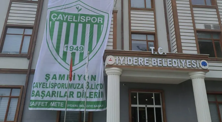 Çayelispor bayrakları İyidere'de dalgalanıyor