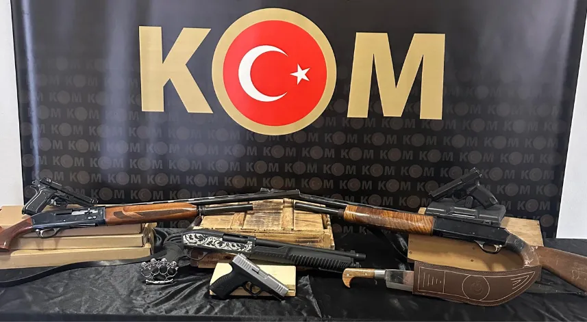 Slah kaçakçılığı operasyonunda 19 zanlı yakalandı