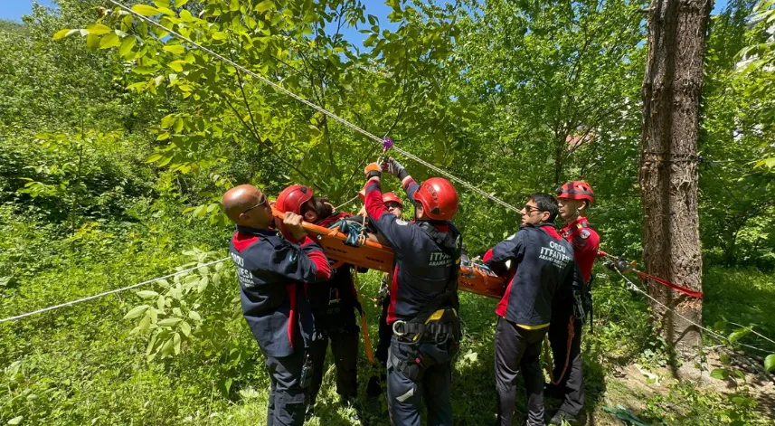 İtfaiye ve jandarma ekibi olası afetlere karşı tatbikat