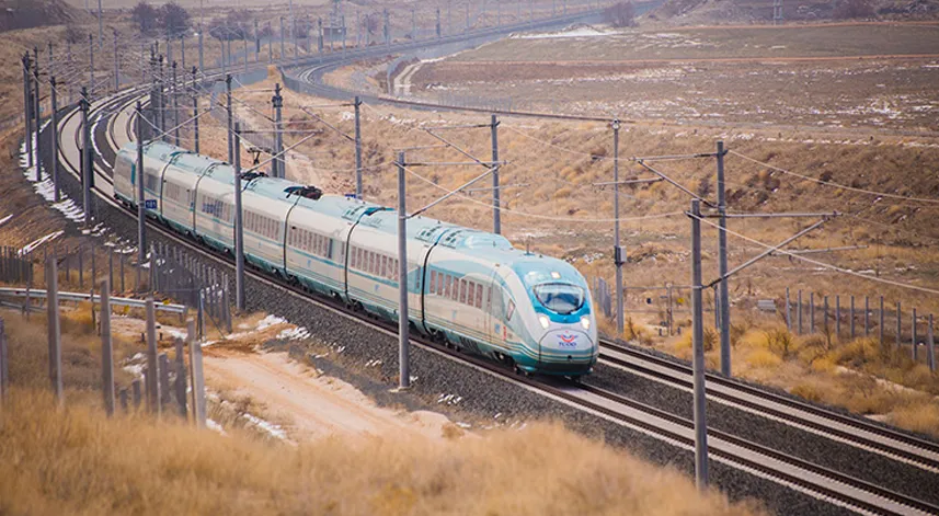 Tren hatlarına Kurban Bayramı için ek seferler konuldu