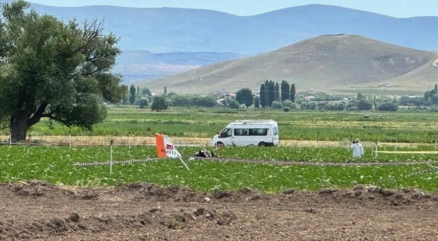 Kaza kırıma uğrayan eğitim uçağındaki iki pilot şehit oldu