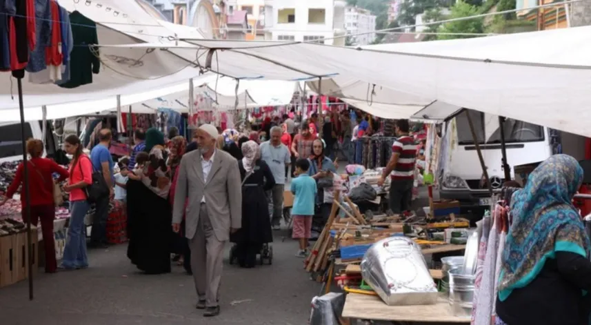 Rize’de pazar günü pazar yeri kurulacak mı?