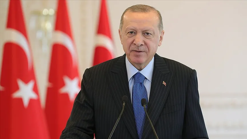 Erdoğan, Türkiye'nin ikinci astronotu Atasever'e başarılar diledi