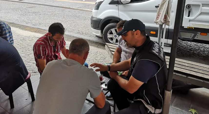 Polis uyuşturucuyla mücadelede çalışmalarını sürdürüyor