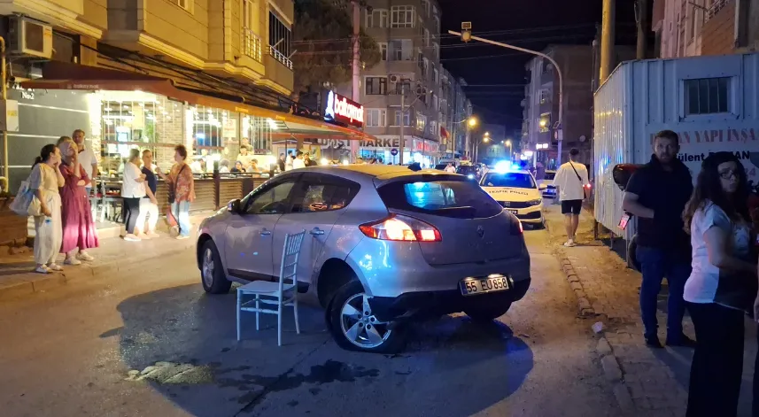 Samsun'da iki otomobil çarpıştı, 4 kişi yaralandı