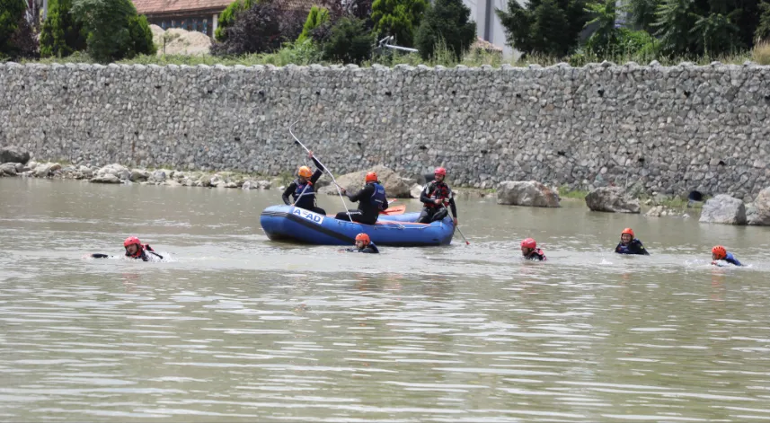 Rize'de sel ve heyelan tatbikatları gerçekleştirildi