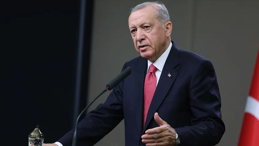 Erdoğan: Filistin halkına yönelik katliamları gündeme taşıyacağız