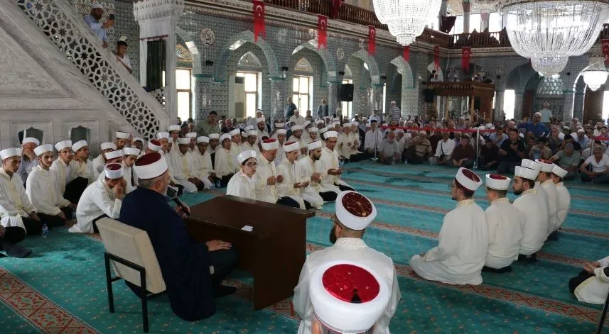 Of'ta hafızlık icazet töreni düzenlendi